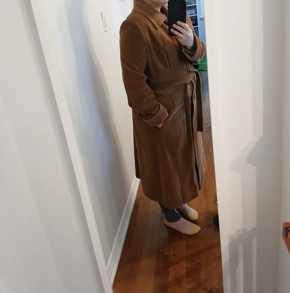 Vintage Brown Suede Trench Coat (L/XL) - Picture 8 of 9